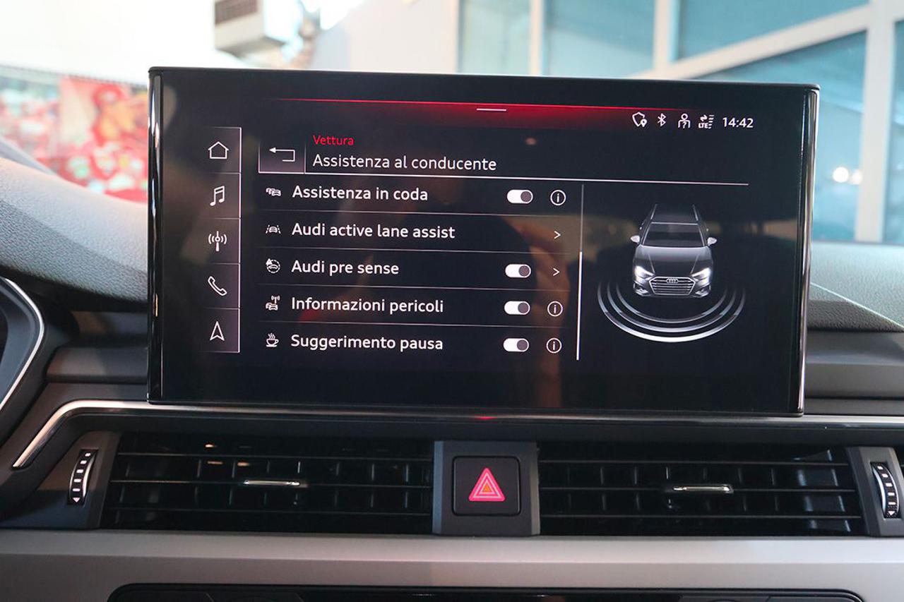 AUDI A4 40 TDI Avant Quattro S-Tronic Business - 28