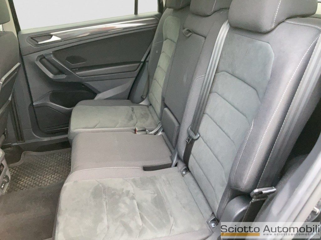 VOLKSWAGEN Tiguan Allspace 2.0 TDI SCR DSG Business BMT - 13