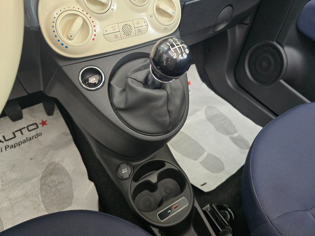 FIAT 500 C 1.0 Hybrid Cult - 18