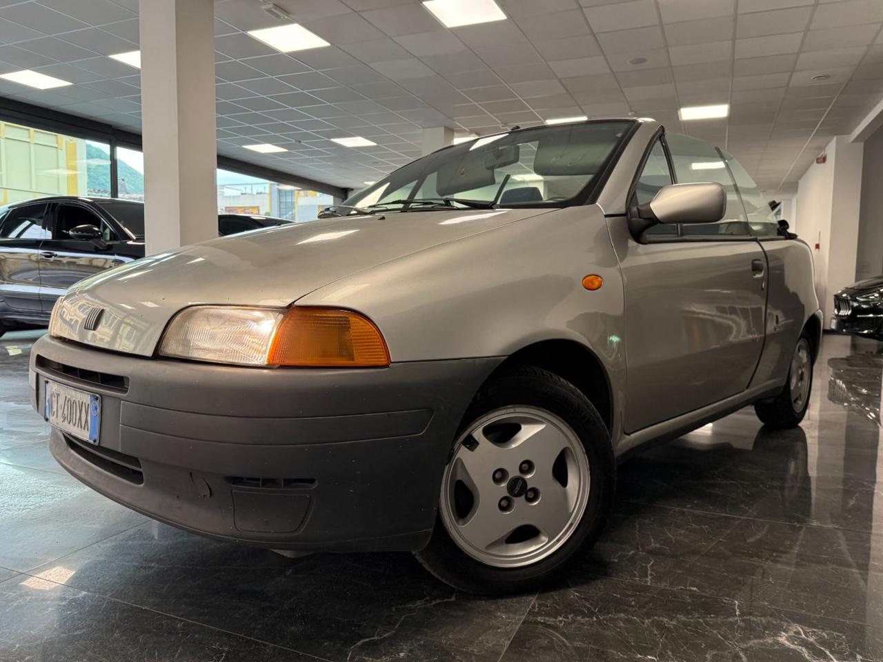 Fiat Punto 1ª serie 60 cat Cabrio 2000 - foto 2