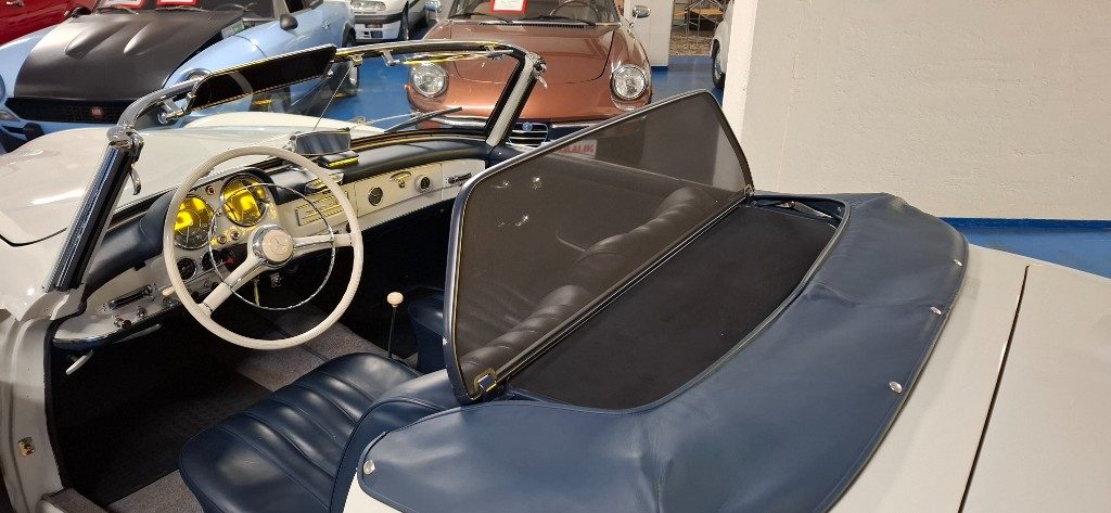 MERCEDES-BENZ 190 SL ***ASI TARGA ORO***BIANCA con PELLE BLU - 25