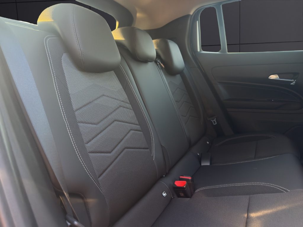 JEEP Avenger 1.2 Turbo 100 CV MHEV Summit - 19