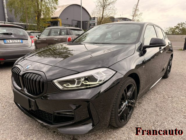 BMW 118 Nero metallizzato