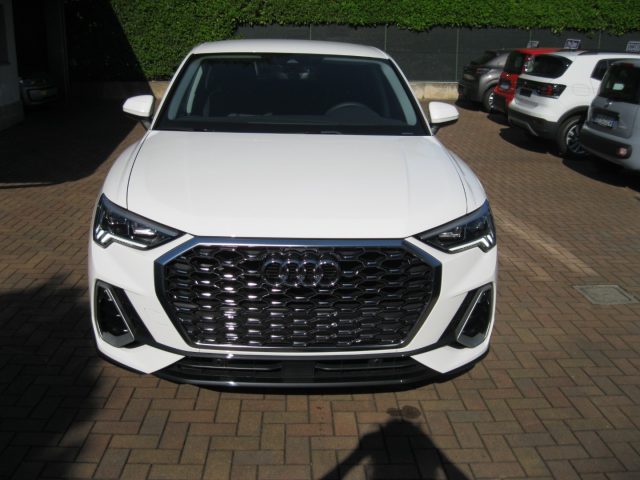 AUDI Q3 BIANCO ARKONA pastello