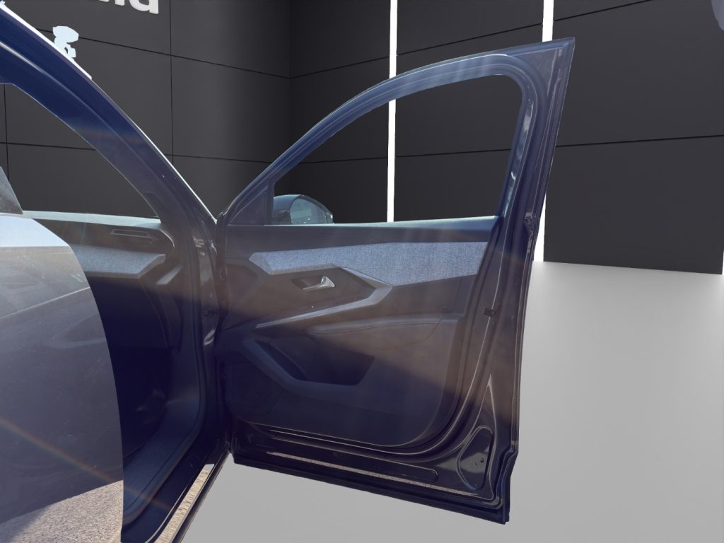 PEUGEOT 3008 Hybrid 136 e-DCS6 Allure - 17