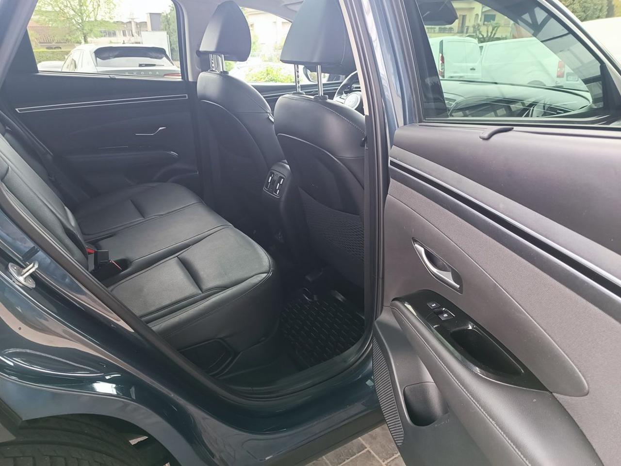 HYUNDAI Tucson 1.6 HEV aut. Exellence LP+PP - 12