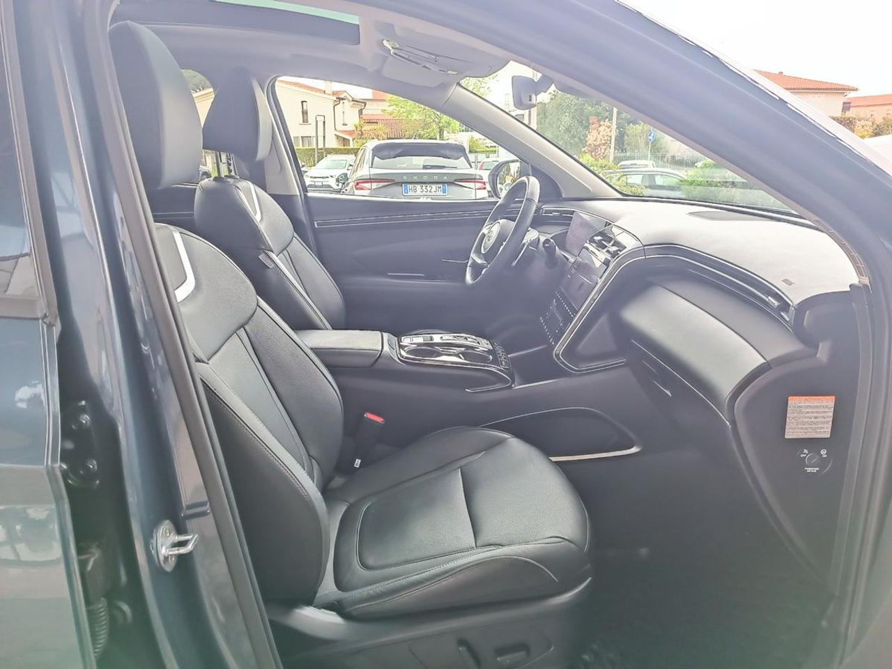 HYUNDAI Tucson 1.6 HEV aut. Exellence LP+PP - 14