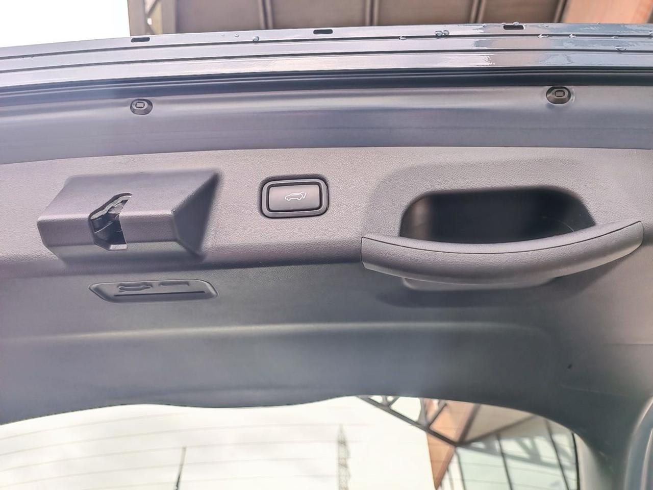 HYUNDAI Tucson 1.6 HEV aut. Exellence LP+PP - 11