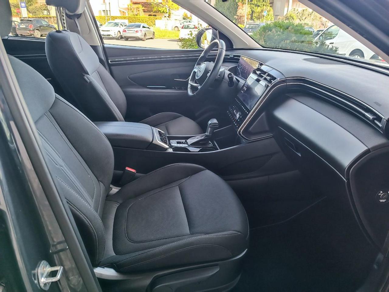 HYUNDAI Tucson 1.6 CRDI 48V DCT Exellence - 13