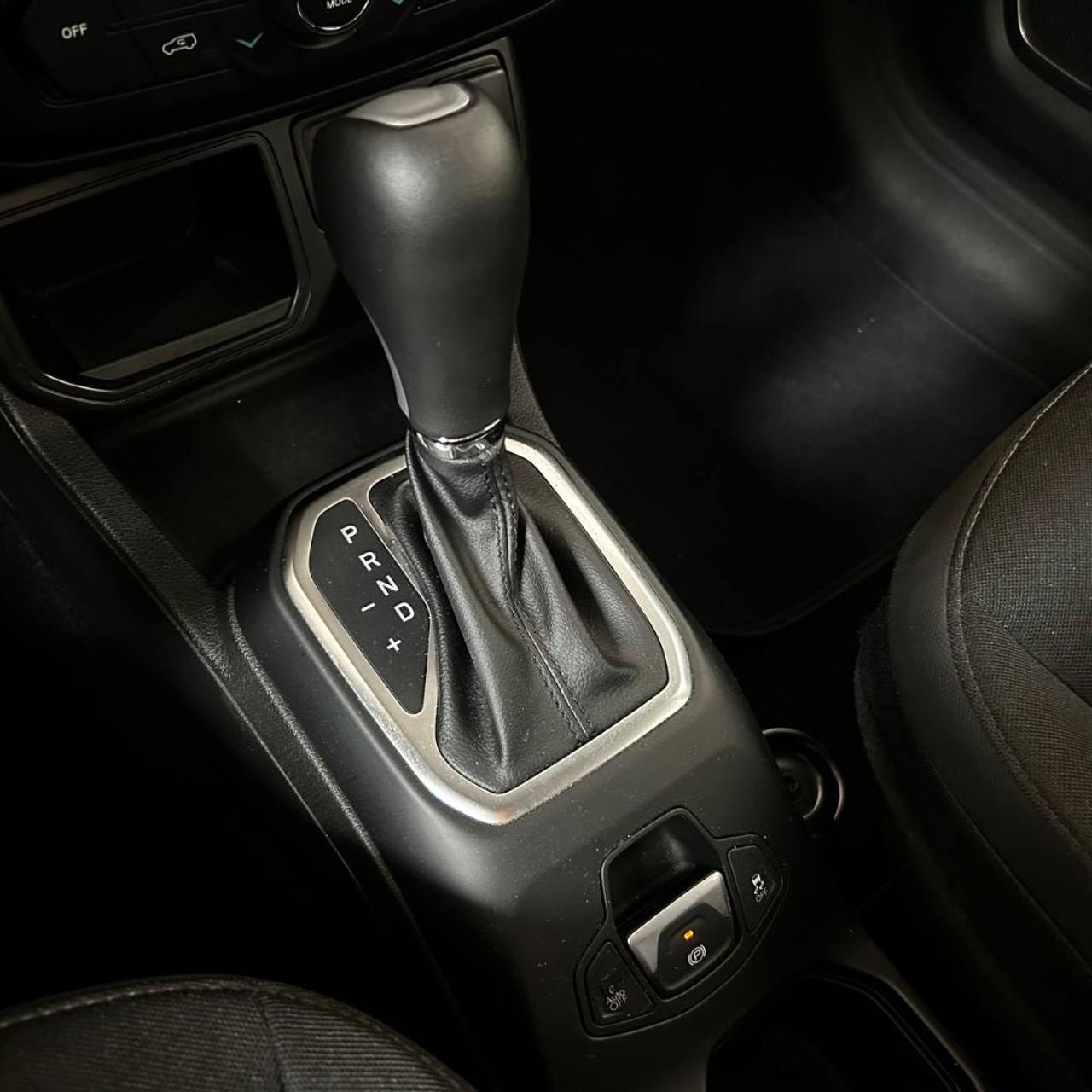 JEEP Renegade 1.5 Turbo T4 MHEV Summit - 26
