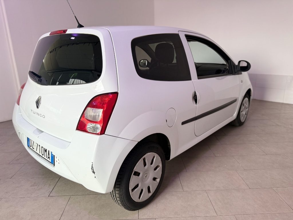 RENAULT Twingo 1.2 8V Le Iene - 10