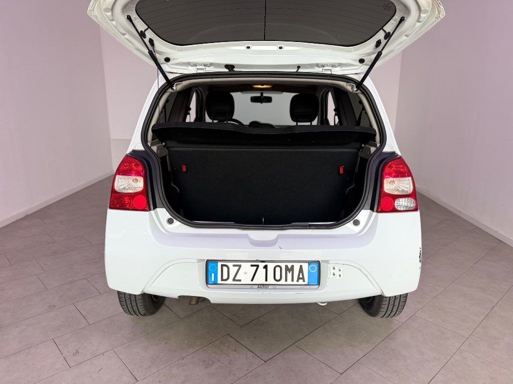 RENAULT Twingo 1.2 8V Le Iene - 11
