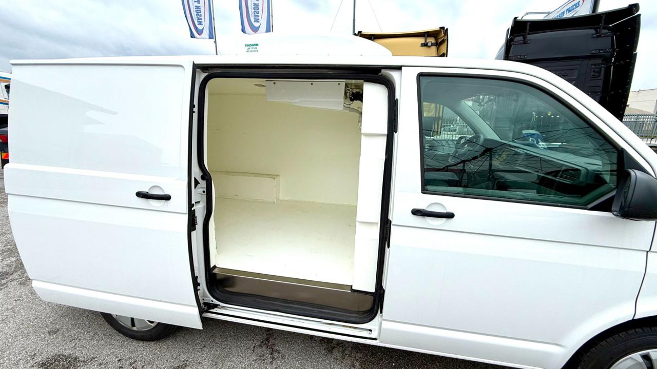 VOLKSWAGEN TRANSPORTER  T6.1 4MOTION - 8