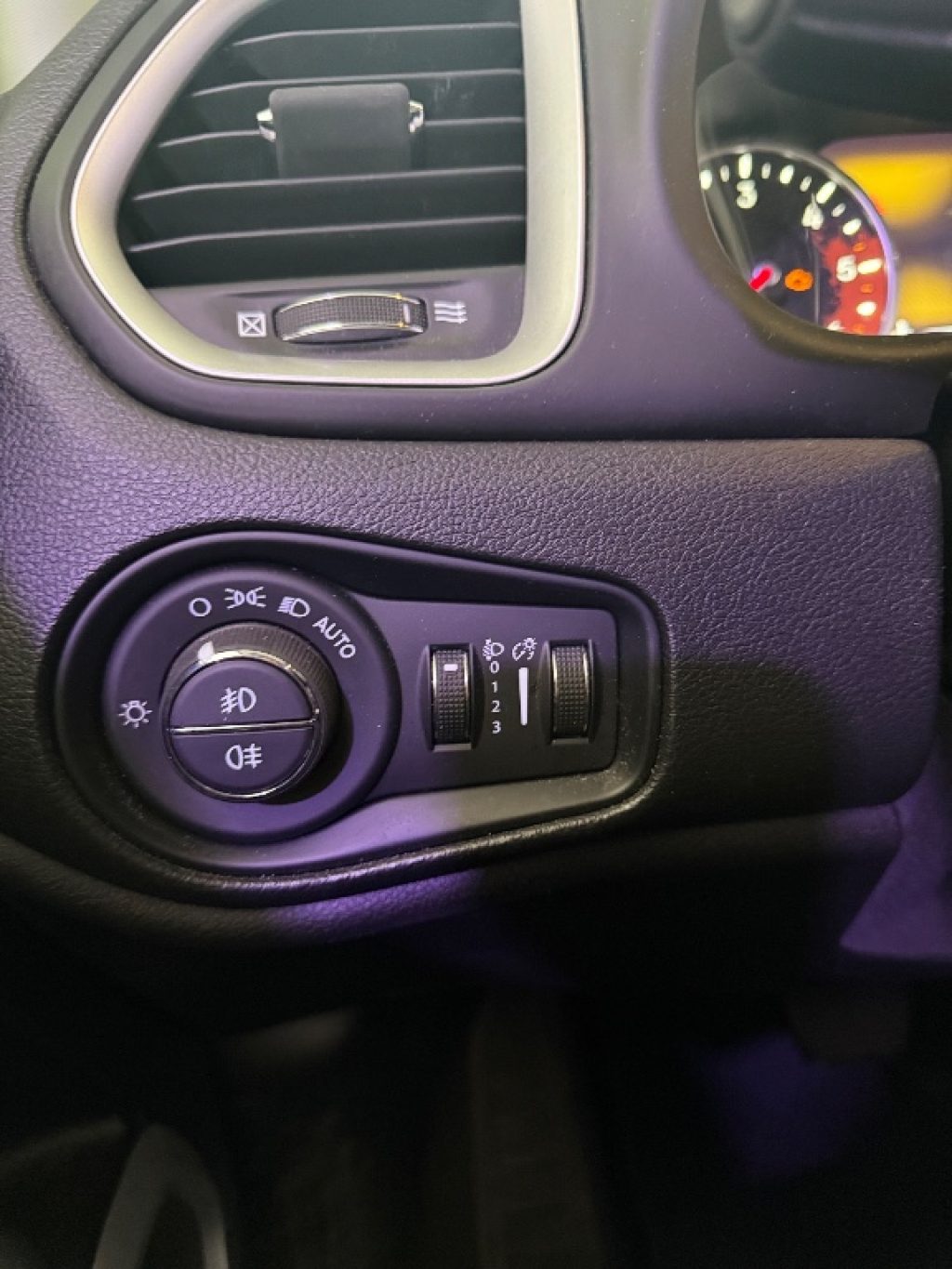 JEEP Renegade 1.6 Mjt DDCT 120 CV Limited - 19