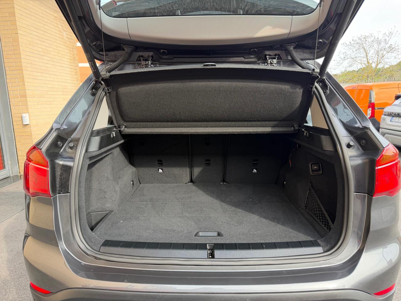 BMW X1 sDrive18d Business SPORT (NESSUN VINCOLO) - 8