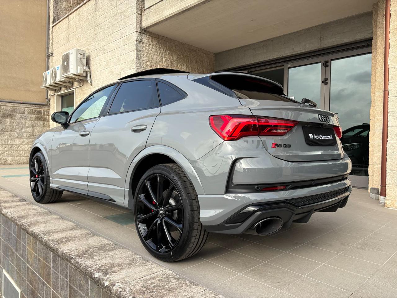 AUDI RS Q3 SPB Sportback quattro S tronic SCARICO SPORT. RS - 7