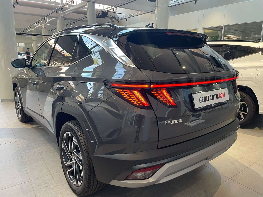 HYUNDAI Tucson 1.6 HEV FULL HYBRID EXCELLENCE+TETTO NERO-AZIENDAL