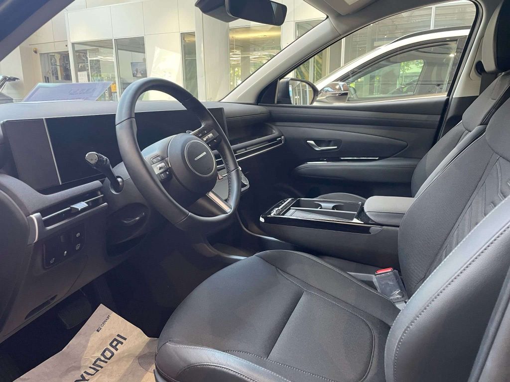 HYUNDAI Tucson 1.6 HEV FULL HYBRID EXCELLENCE+TETTO NERO-AZIENDAL