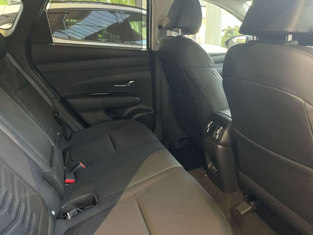 HYUNDAI Tucson 1.6 HEV FULL HYBRID EXCELLENCE+TETTO NERO-AZIENDAL