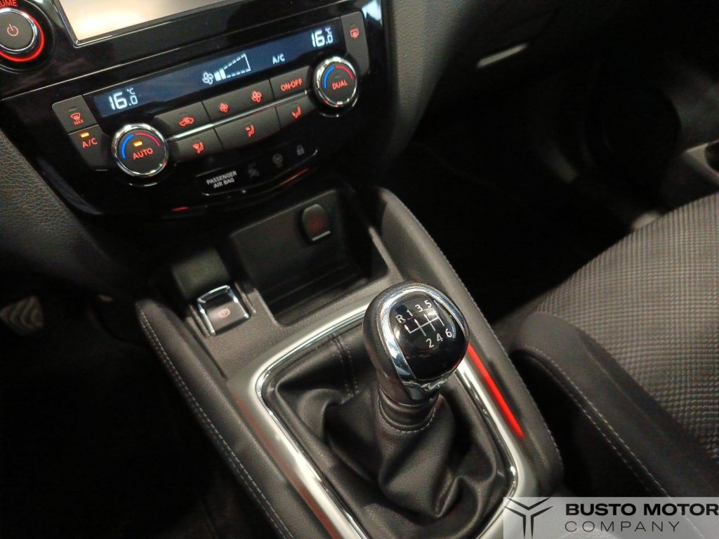 NISSAN Qashqai Qashqai 1.5 dci N-Vision 110cv - 14