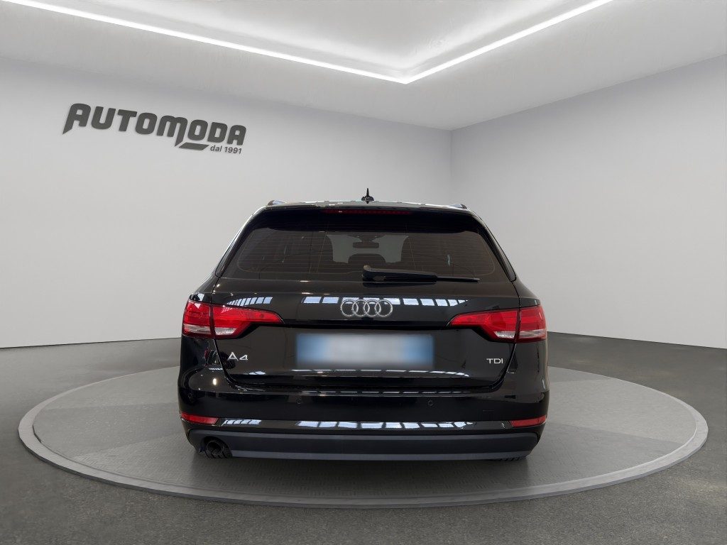 AUDI A4 2.0TDI 150CV clean s-tronic - 5
