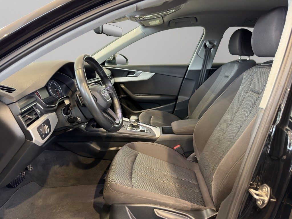 AUDI A4 2.0TDI 150CV clean s-tronic - 7