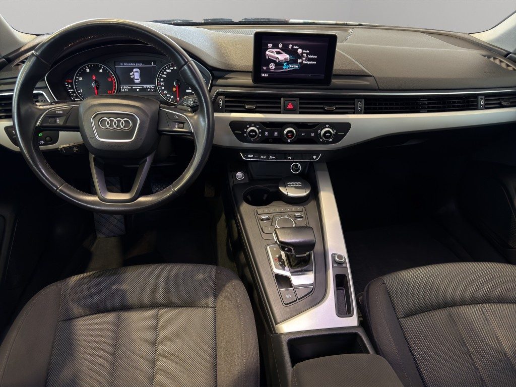 AUDI A4 2.0TDI 150CV clean s-tronic - 10