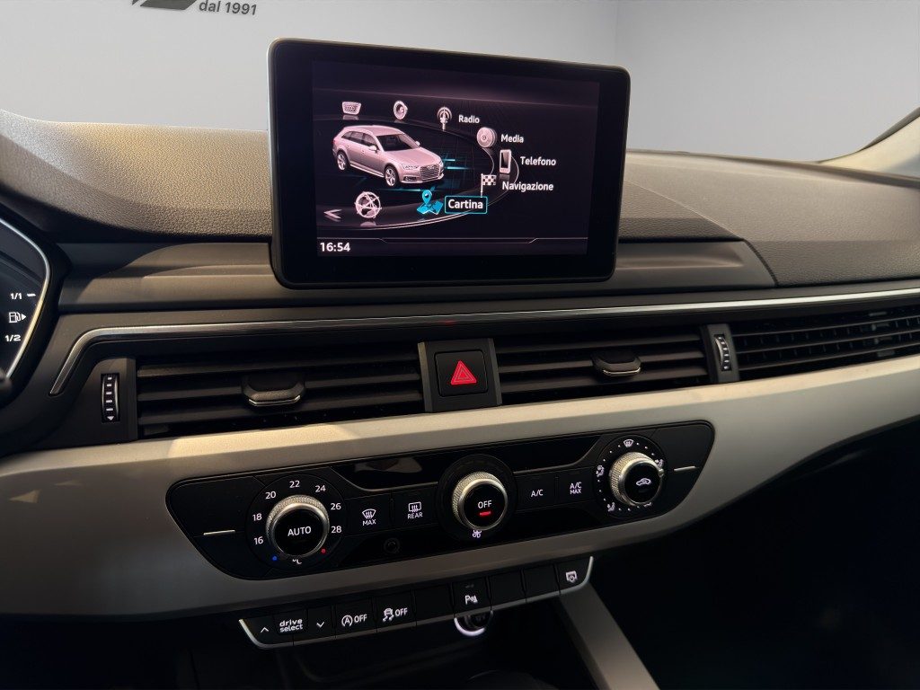 AUDI A4 2.0TDI 150CV clean s-tronic - 14