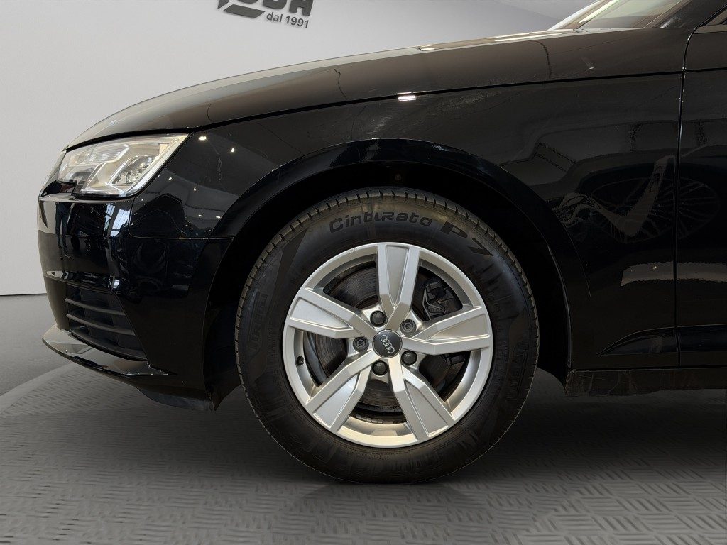 AUDI A4 2.0TDI 150CV clean s-tronic - 19