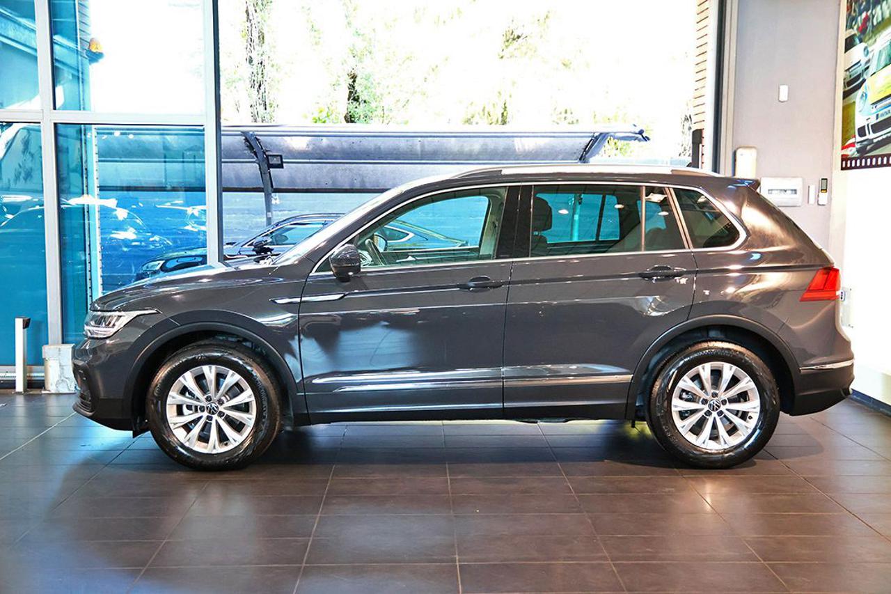 VOLKSWAGEN Tiguan 2.0 TDI 150cv SCR DSG Life - 3