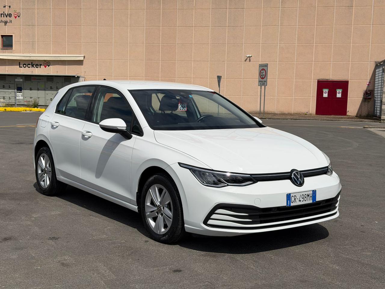 VOLKSWAGEN Golf 1.0 eTSI EVO DSG Life - 2