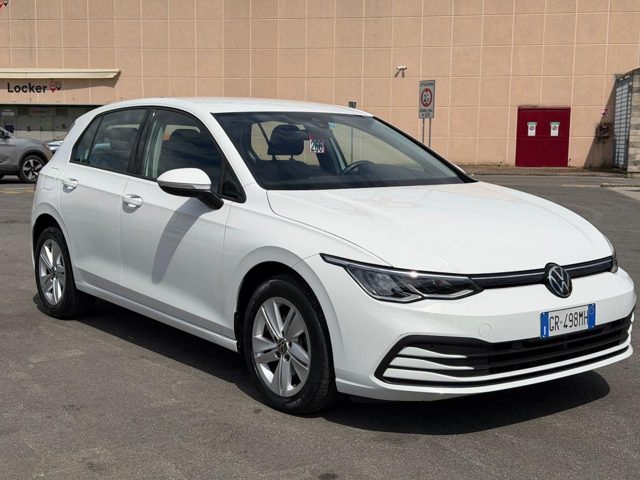 VOLKSWAGEN Golf 1.0 eTSI EVO DSG Life - 11