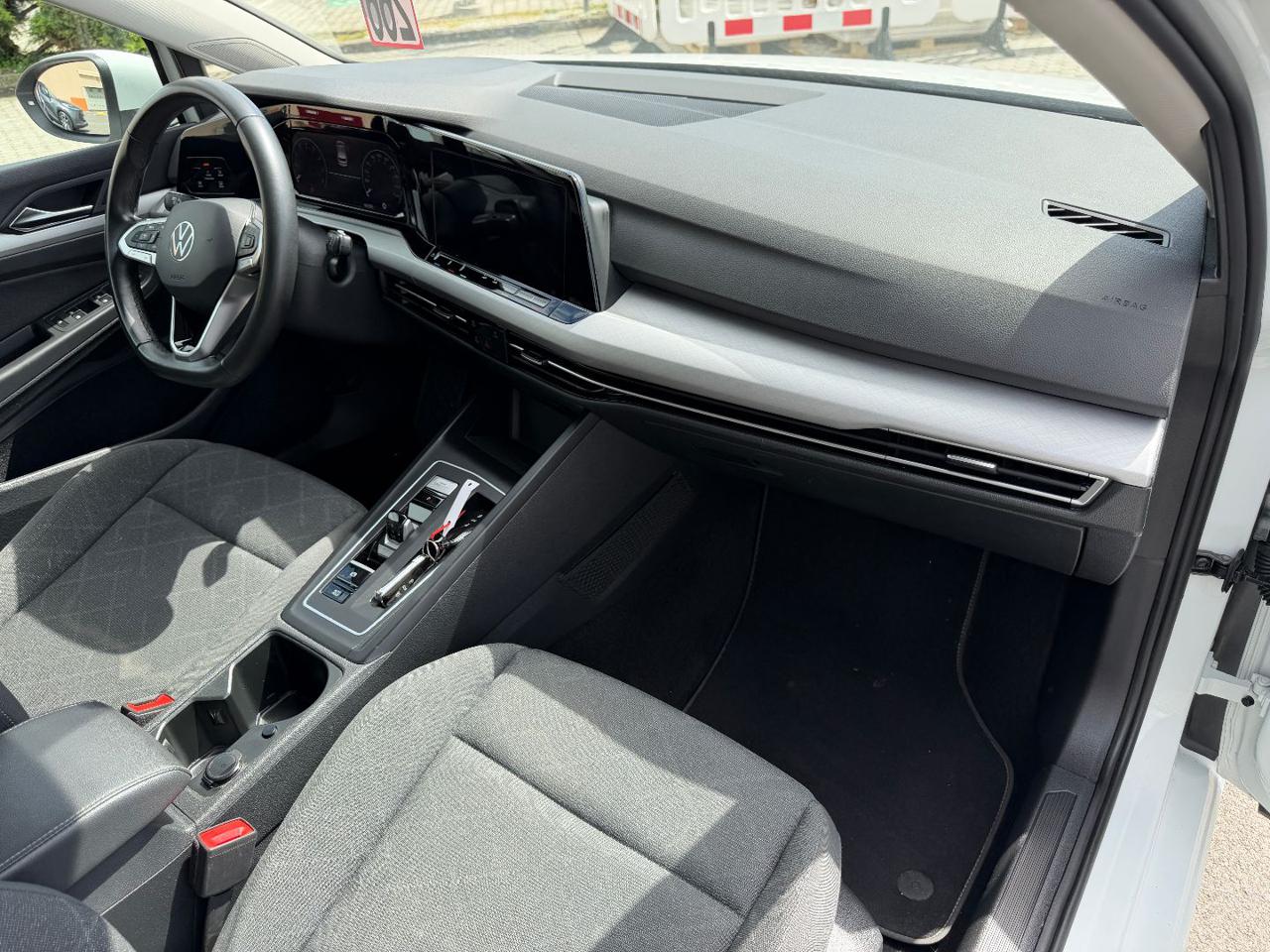 VOLKSWAGEN Golf 1.0 eTSI EVO DSG Life - 19