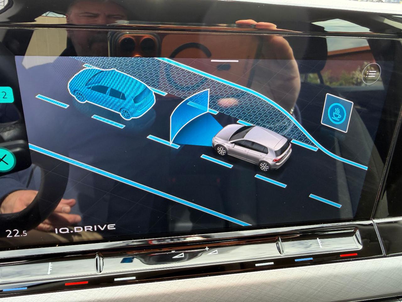 VOLKSWAGEN Golf 1.0 eTSI EVO DSG Life - 26