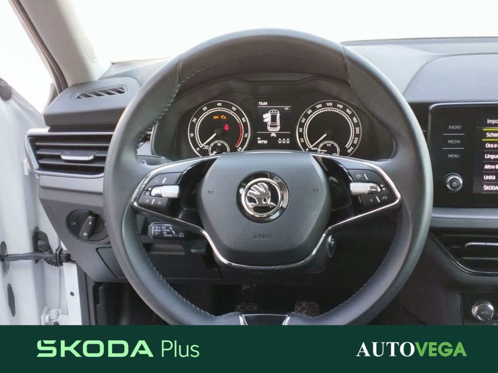 SKODA Kamiq 1.0 tsi ambition 110cv - 9