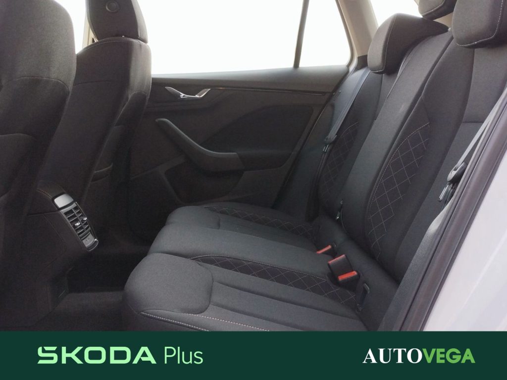 SKODA Kamiq 1.0 tsi ambition 110cv - 21