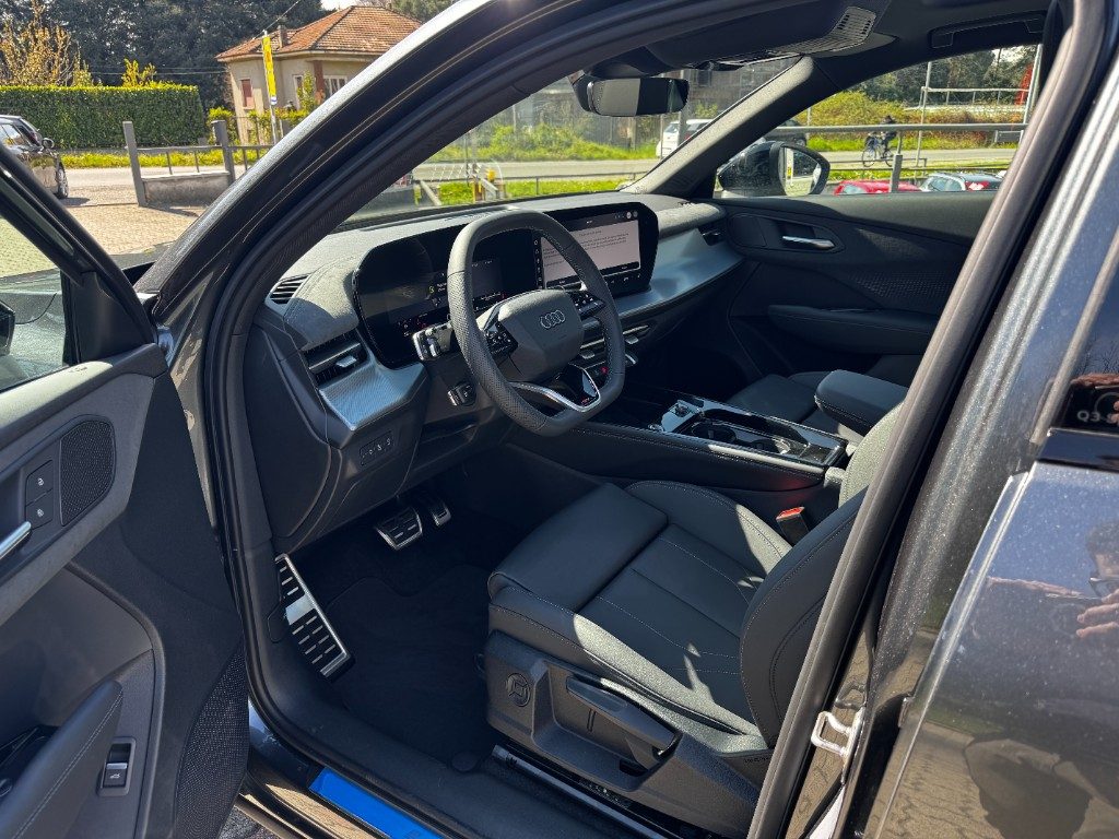 AUDI Q3 SPB TDI Stronic SLine Black edition+TETTO+20+LED - 7