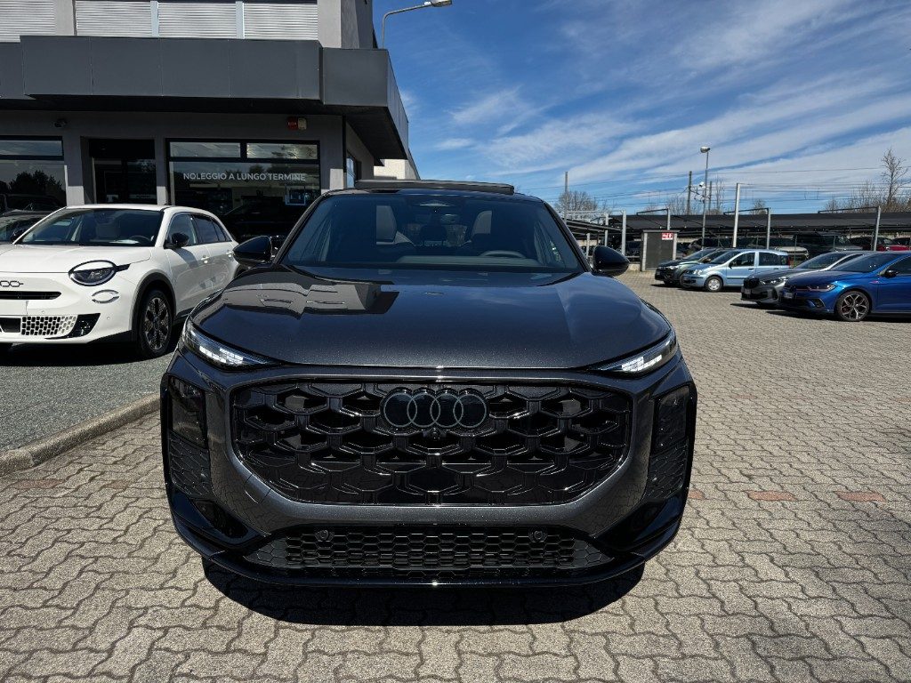 AUDI Q3 SPB TDI Stronic SLine Black edition+TETTO+20+LED - 2