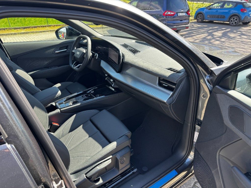 AUDI Q3 SPB TDI Stronic SLine Black edition+TETTO+20+LED - 8