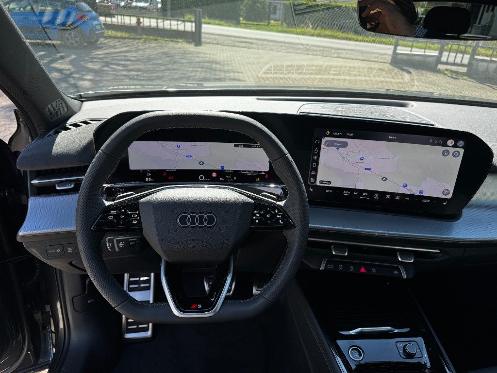 AUDI Q3 SPB TDI Stronic SLine Black edition+TETTO+20+LED - 9