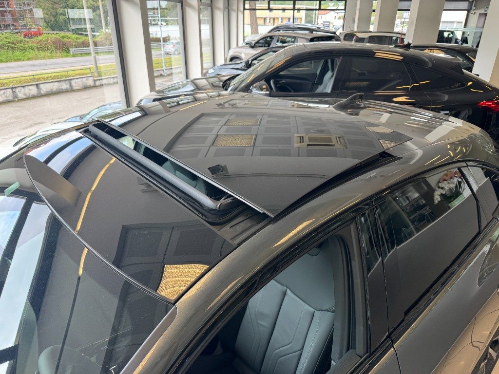 AUDI Q3 SPB TDI Stronic SLine Black edition+TETTO+20+LED - 6