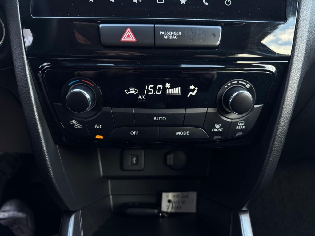 SUZUKI Vitara 1.4 Hybrid 4WD  Cool  BICOLOR - 12