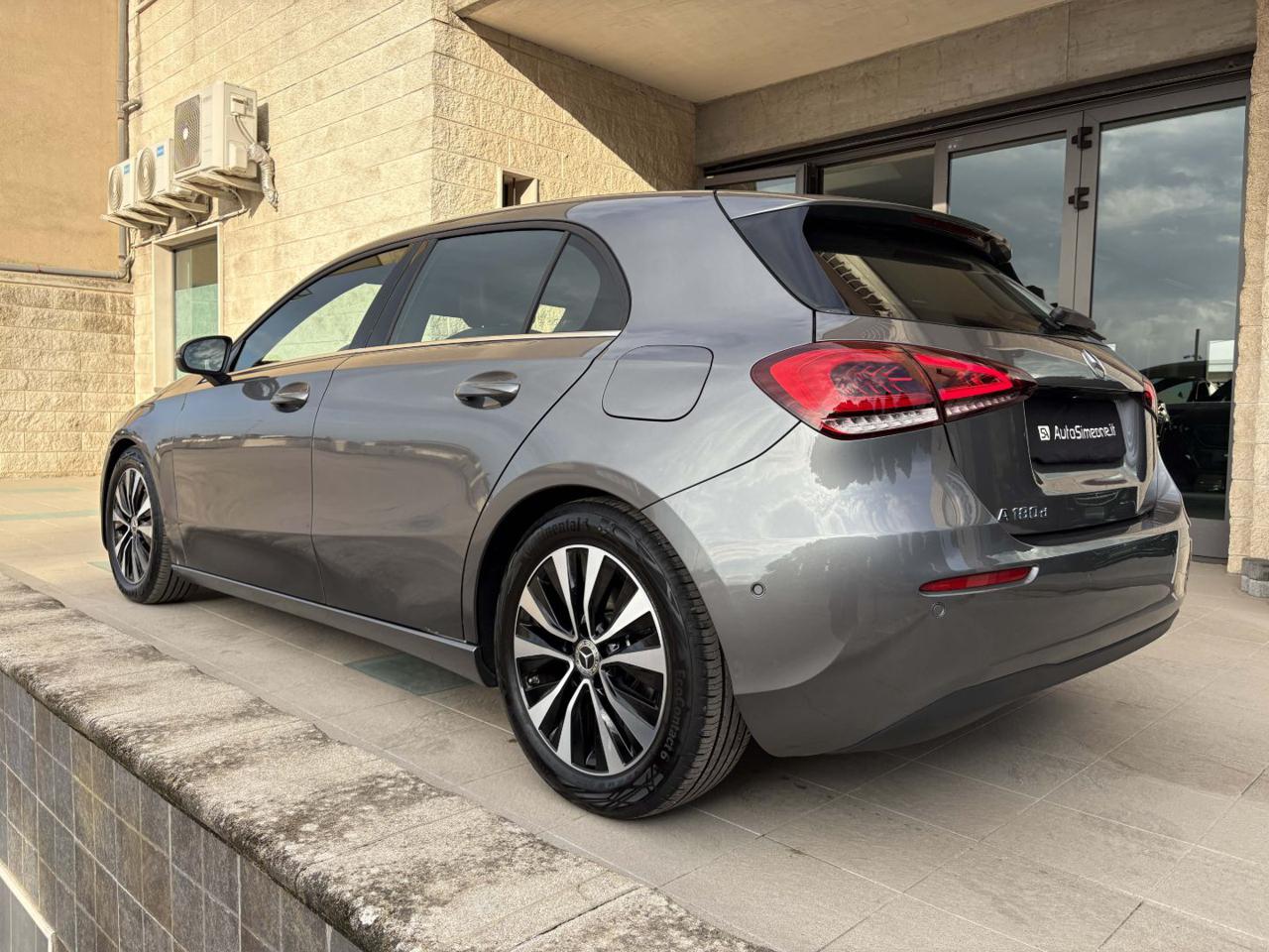 MERCEDES-BENZ A 180 d Automatic Business Extra - 7