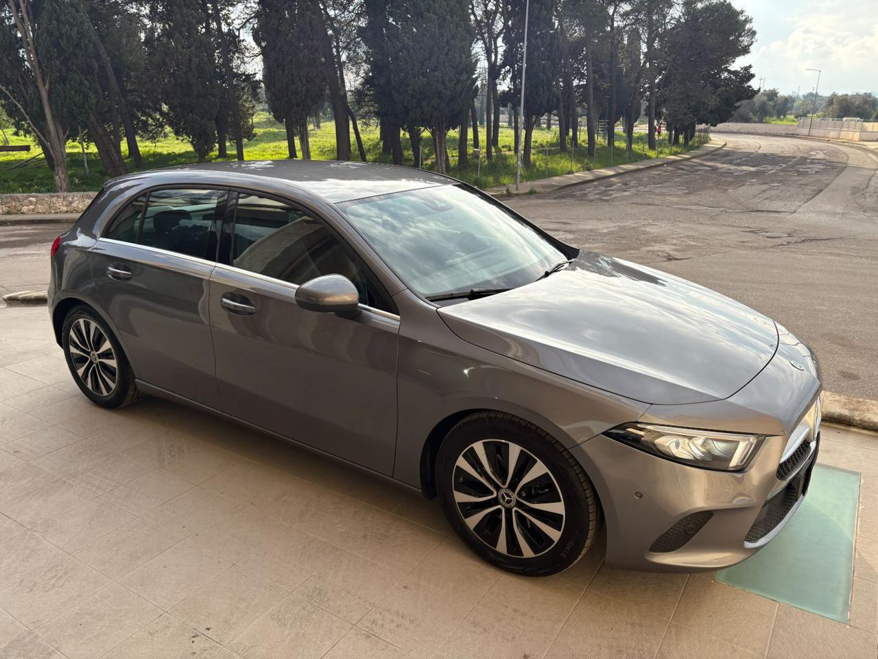 MERCEDES-BENZ A 180 d Automatic Business Extra - 3