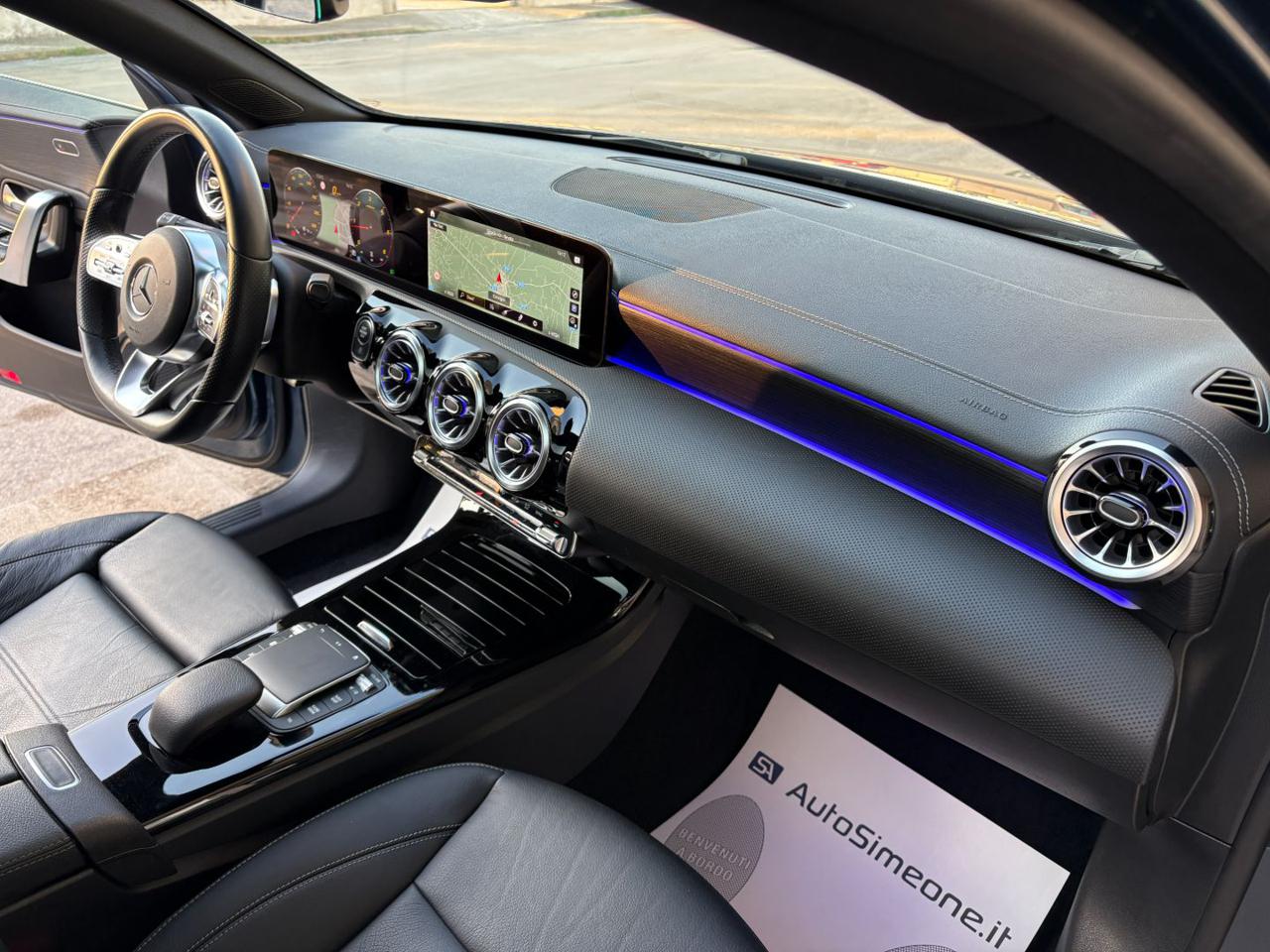 MERCEDES-BENZ A 220 d Automatic Premium Sedan TETTO-PACK NIGHT - 17