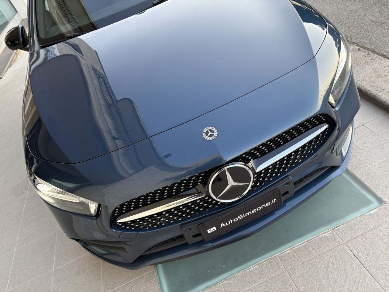 MERCEDES-BENZ A 220 d Automatic Premium Sedan TETTO-PACK NIGHT - 43