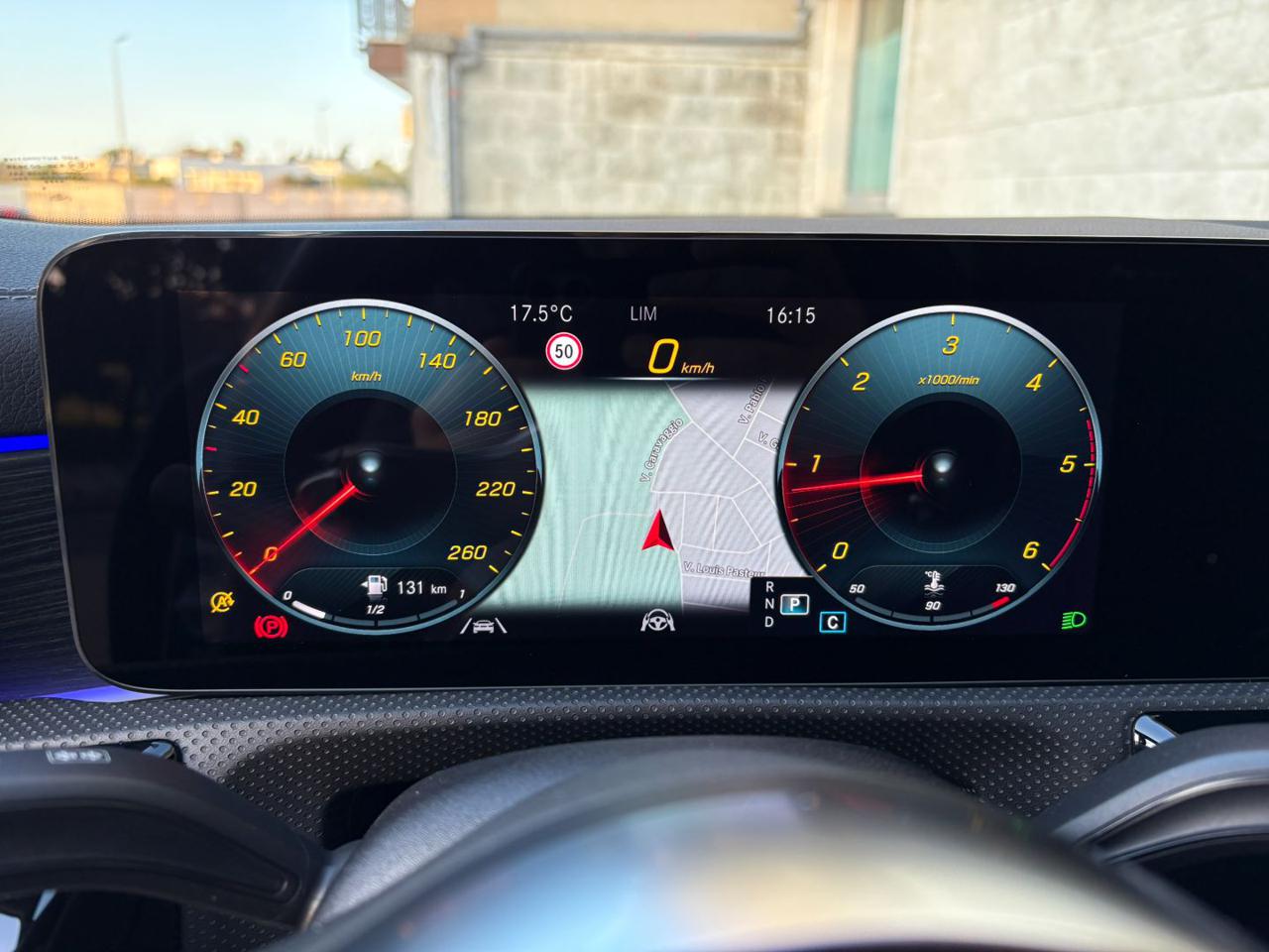 MERCEDES-BENZ A 220 d Automatic Premium Sedan TETTO-PACK NIGHT - 30