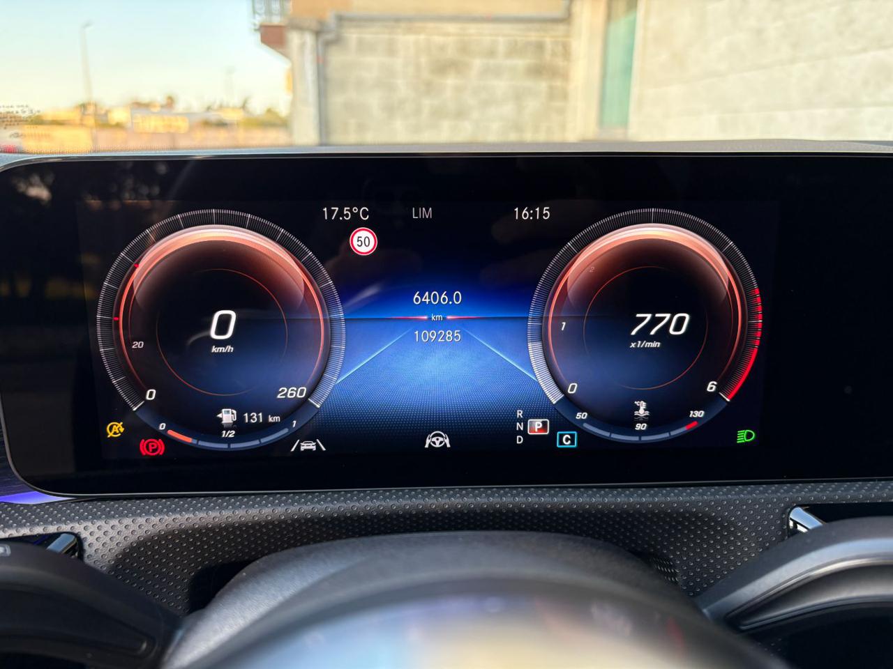 MERCEDES-BENZ A 220 d Automatic Premium Sedan TETTO-PACK NIGHT - 32