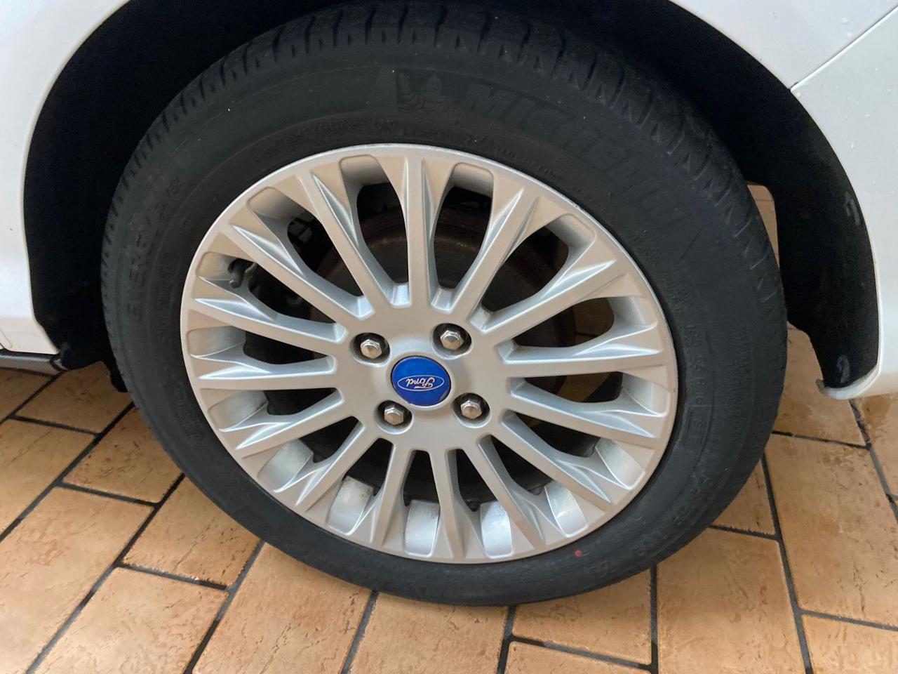 FORD B-Max 1.0 EcoBoost 100 CV Titanium Tetto Pano - 10