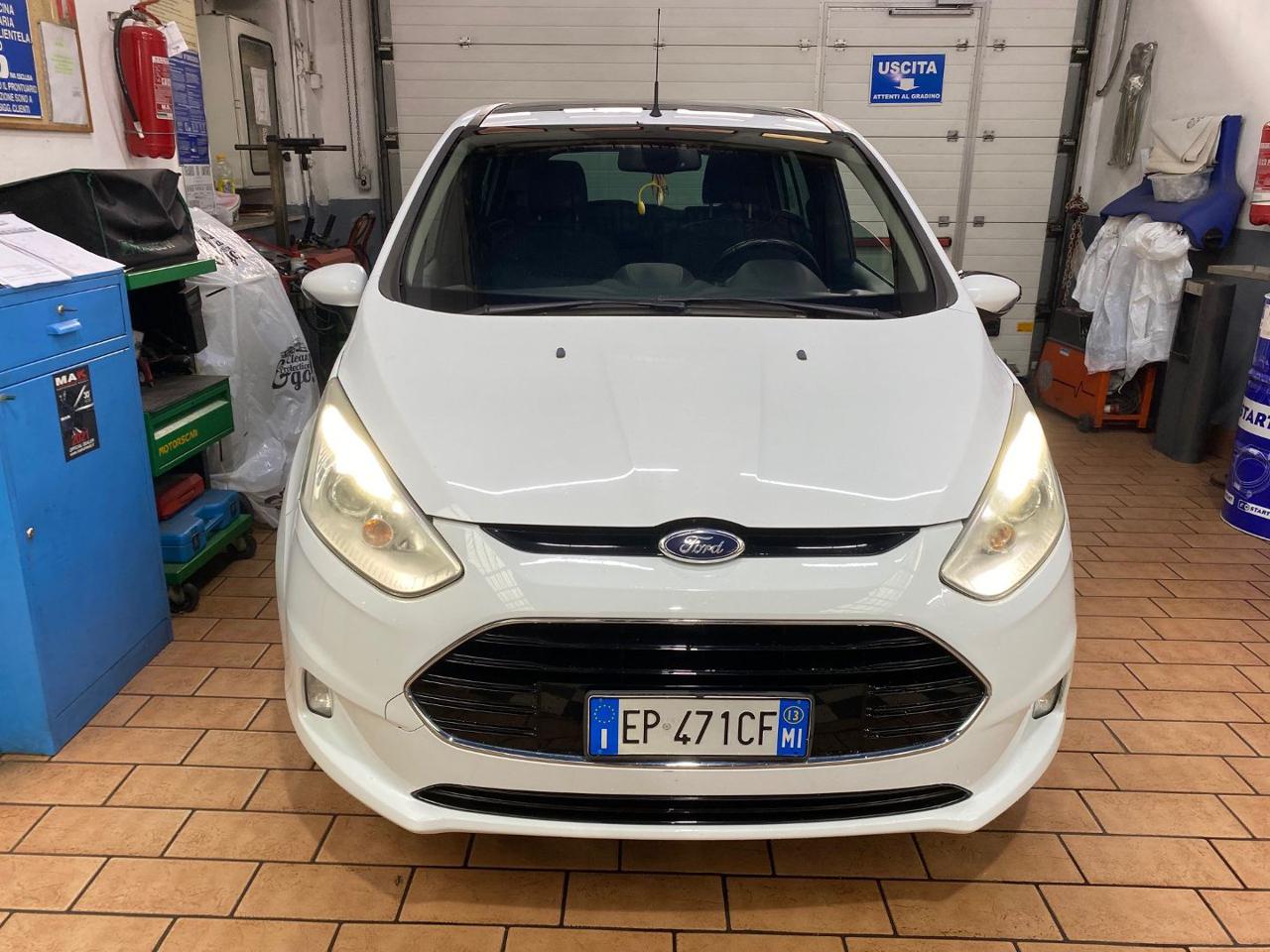 FORD B-Max 1.0 EcoBoost 100 CV Titanium Tetto Pano - 3